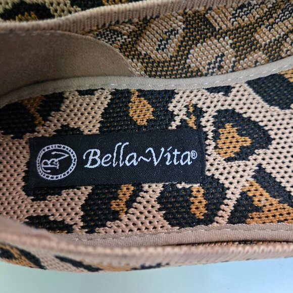 Bella Vita Leopard Point Toe Fabric Slip On Ballet Flats Size 7N - Picture 6 of 8